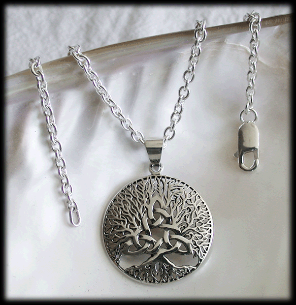 Yggdrasil - Livets träd halsband i Äkta sivler. - 2