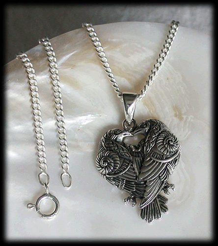5.7 gr. Hugin och Munin halsband i Äkta silver. - 4