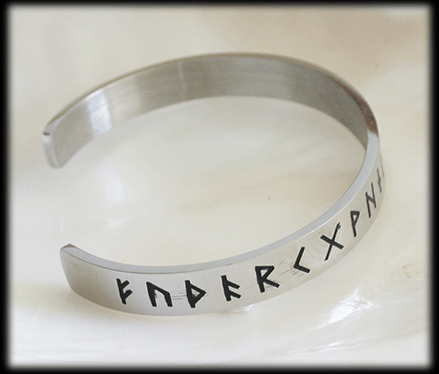 Runor Futharken armband i rostfritt stål. - 3