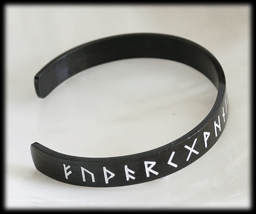 Runor Futharken armband i svart rostfritt stål. - 3