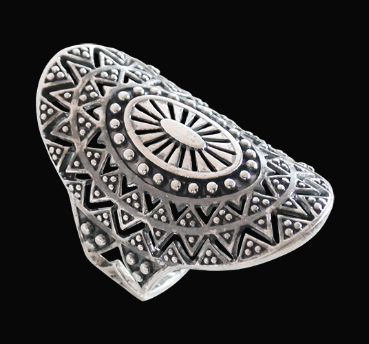 Wonderful design in silver. - 2
