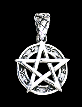 21.5 mm. Pentagram hänge i Äkta silver.