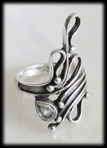 Ring i Äkta silver med Kubisk zirkonia innefattad "one of a kind". - 4