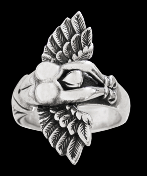 Fantasy ring