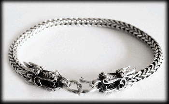 Armband med drake