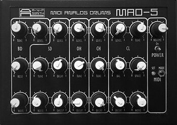 Used AVP Synth MAD 5 mk1