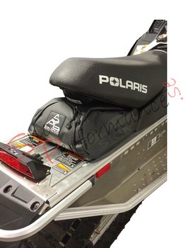 Skinz Tunnelväska Polaris Indy 600/800/850, Svart