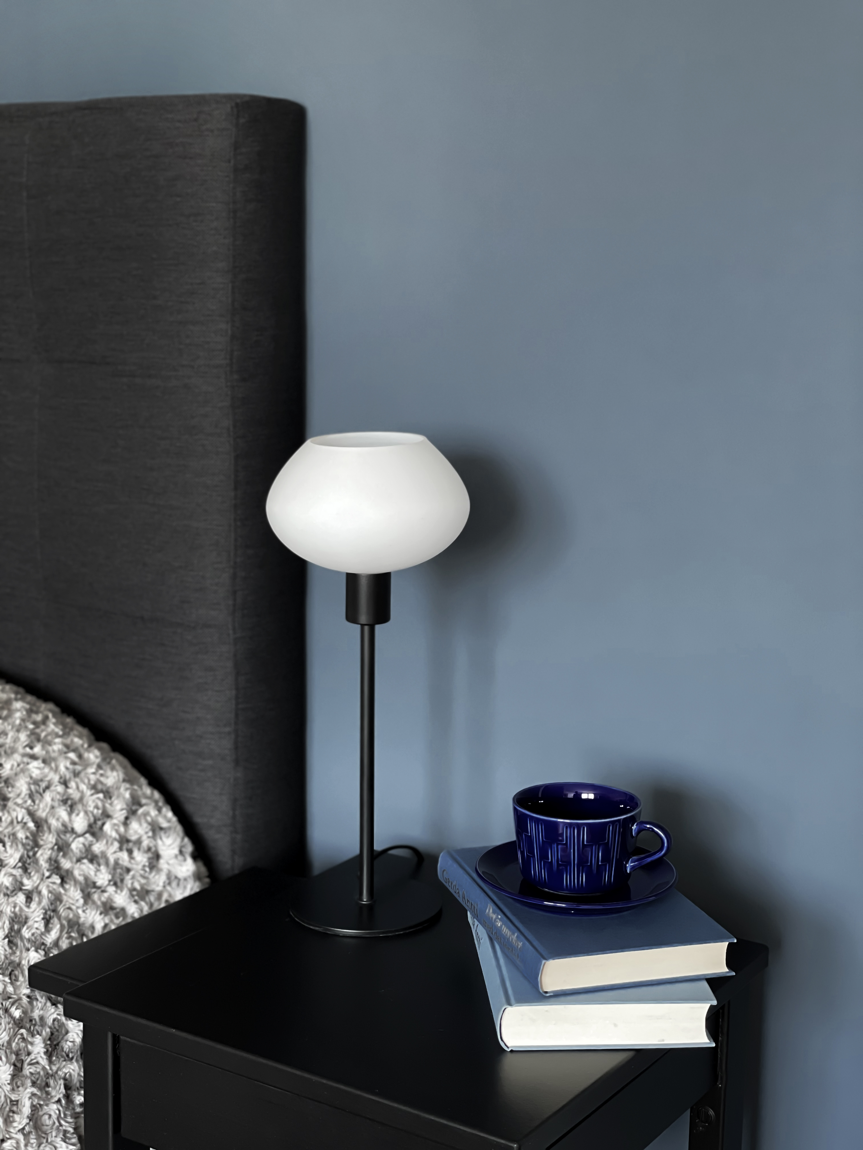 BELL bordlampa hög, svart/vit - Aneta Lighting - 3