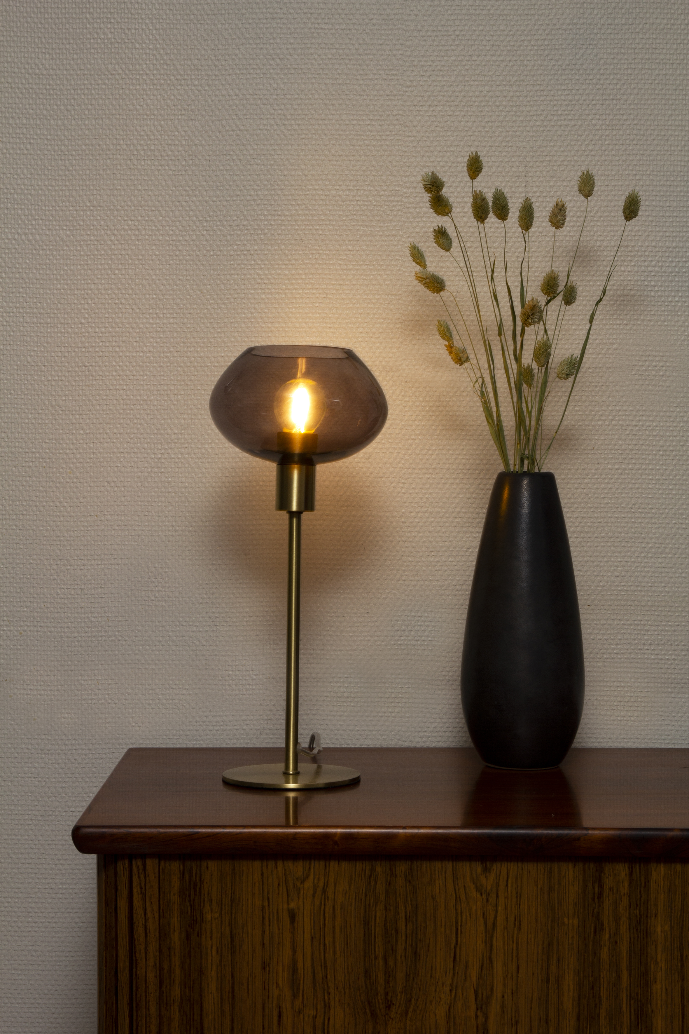 BELL bordlampa hög, matt mässing/rök - Aneta Lighting - 3