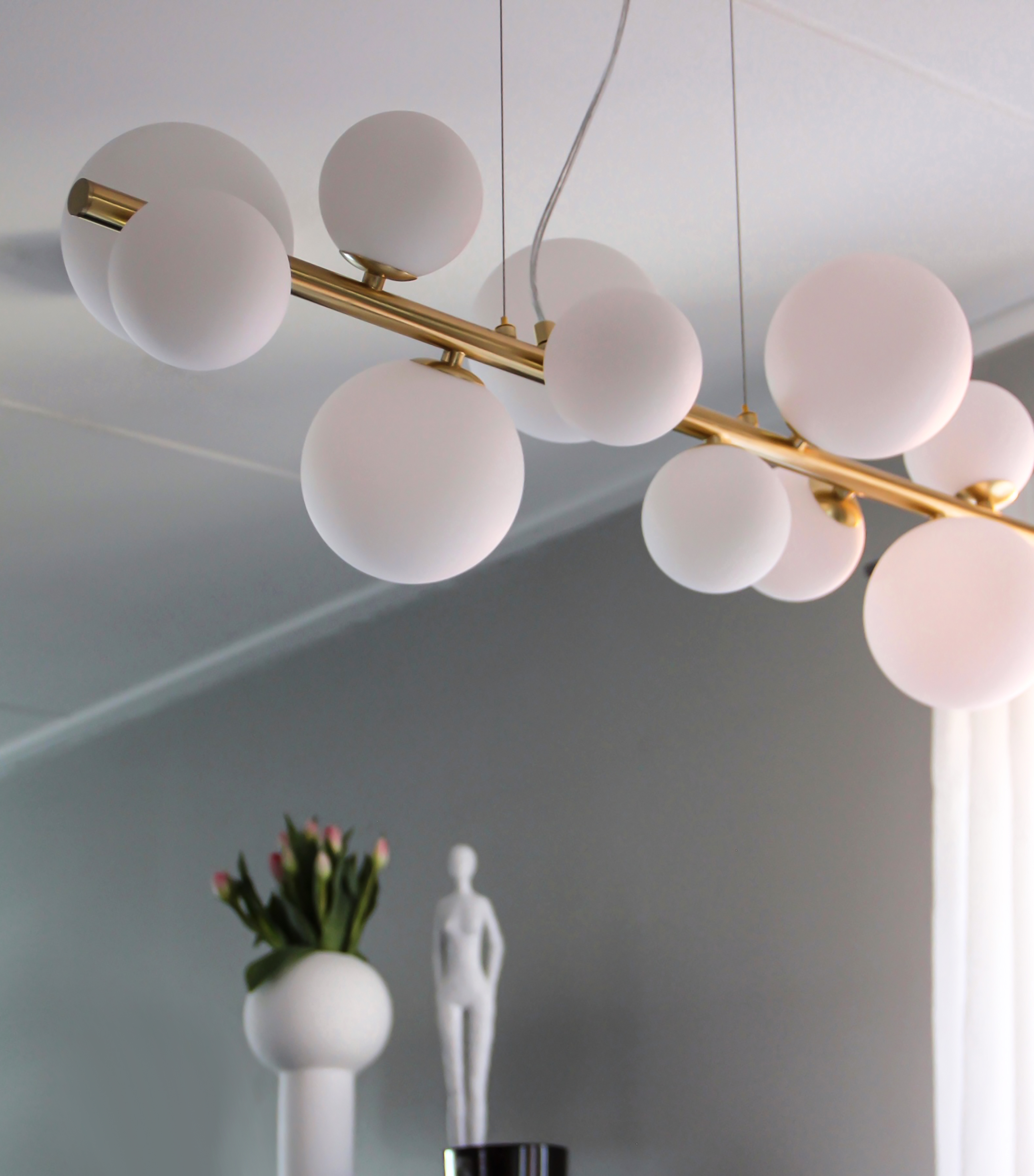 MOLEKYL taklampa L85 11Lampor, matt mässing/vit - Aneta Lighting - 5