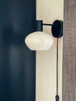 BELL vägglampa, svart/vit - Aneta Lighting