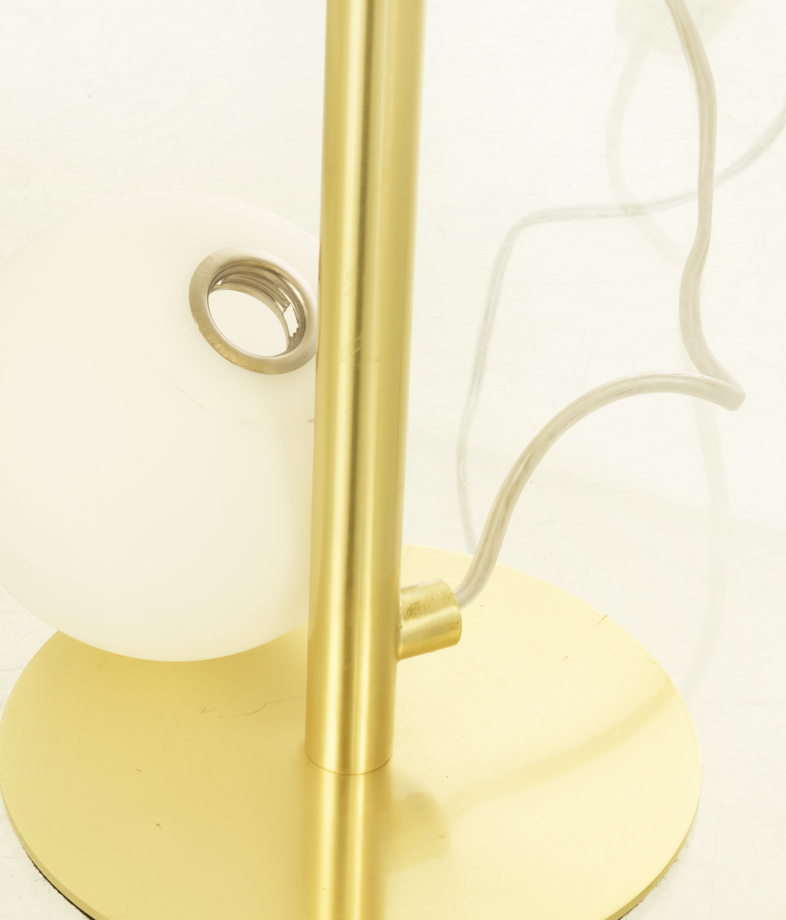 MOLEKYL bordlampa 3a, matt mässing/vit - Aneta Lighting - 6