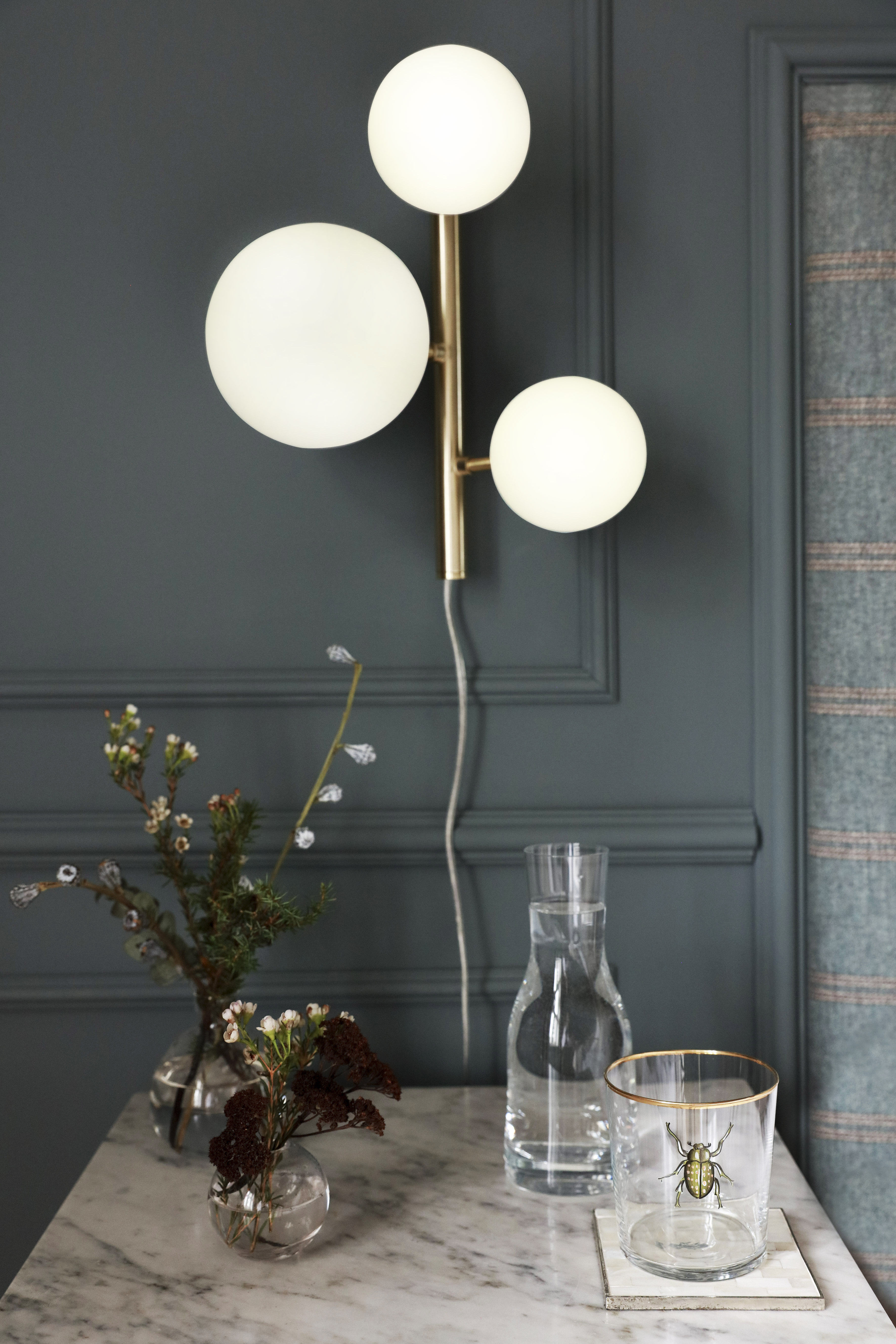 MOLEKYL vägglampa, matt mässing/vit - Aneta Lighting - 3