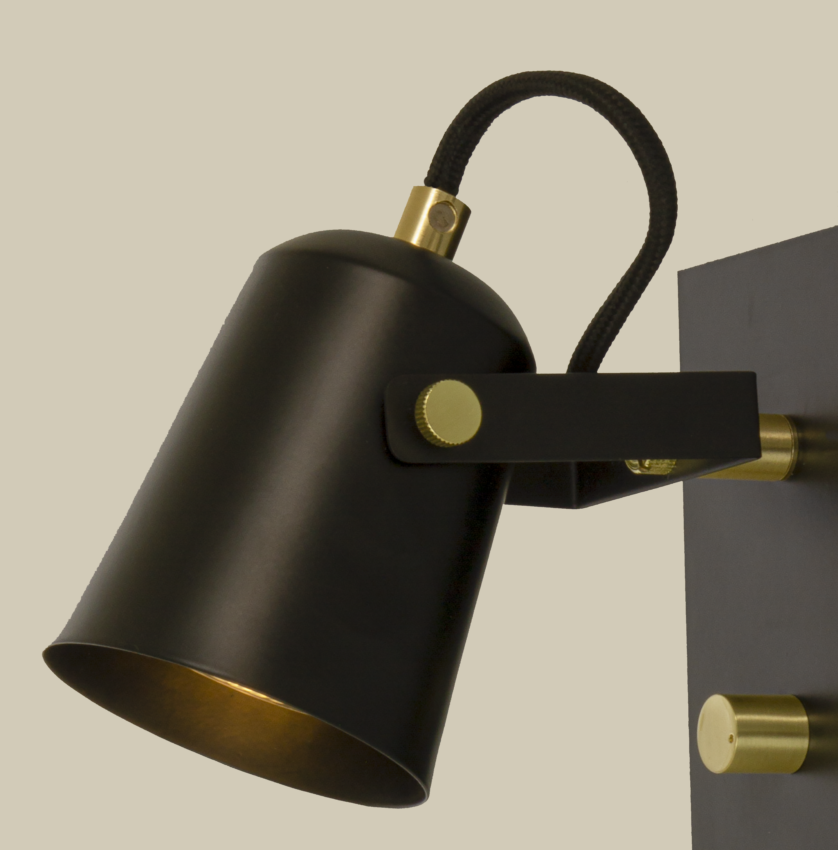 METZ vägglampa, svart/matt mässing - Aneta Lighting - 3