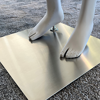 Metalbase til mannequin