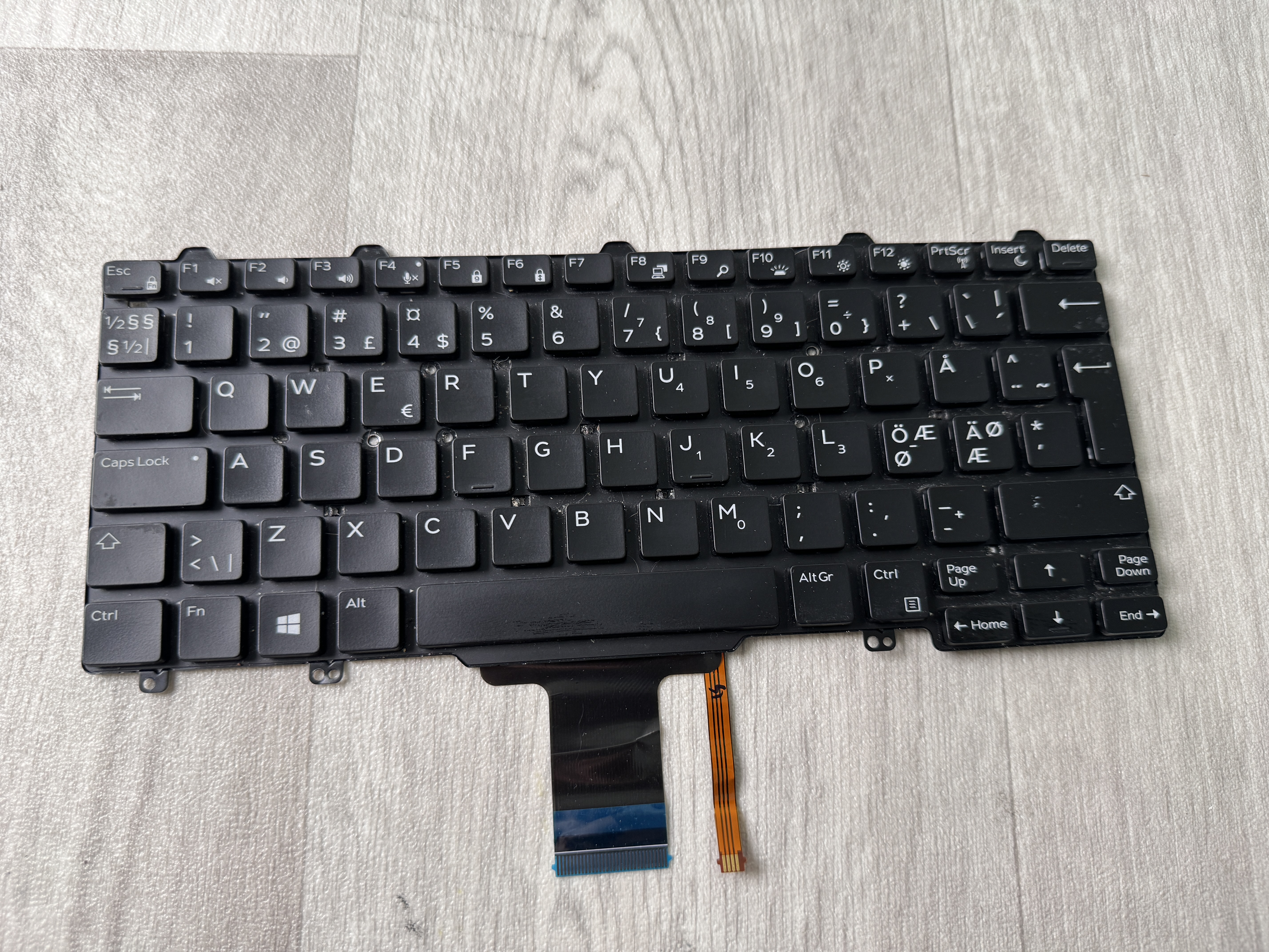 Tangentbord / Keyboard NORDIC Dell Latitude 5250 7250 XPS 12 9250 0FPR51