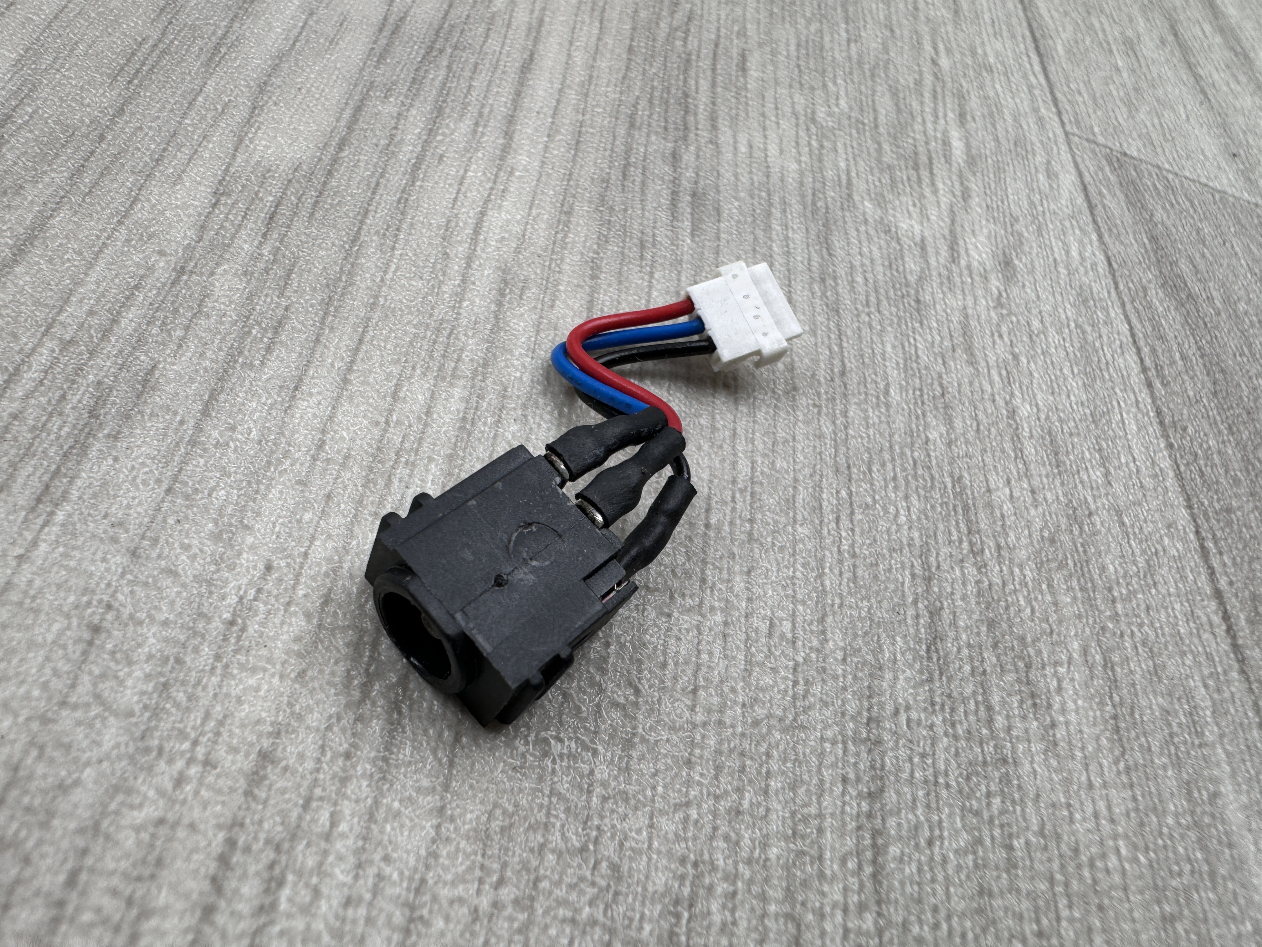 Original Fujitsu Power Jack Charging Port Cable Connector LifeBook U745