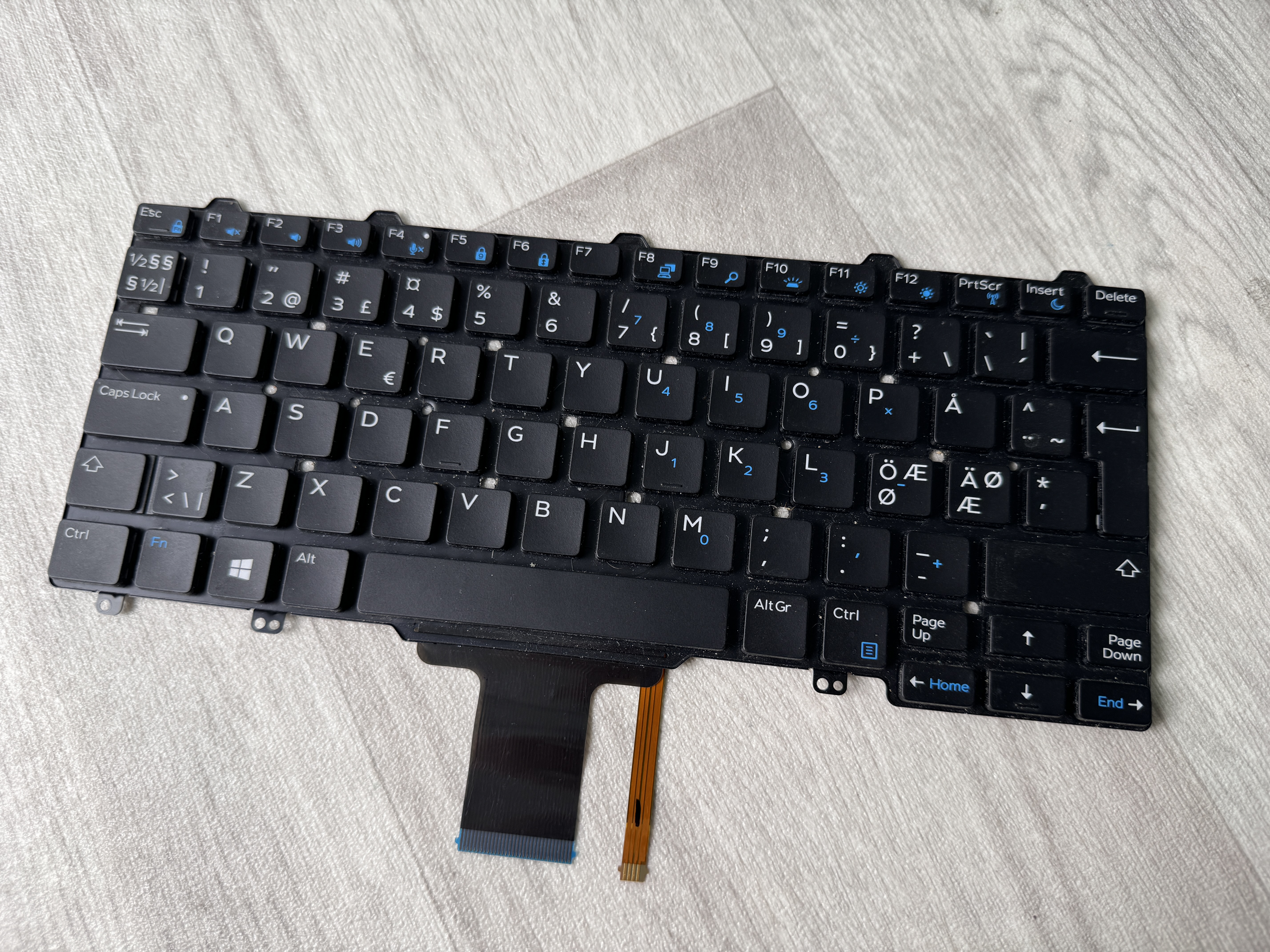 Original Dell Latitude Tangentbord / keyboard E5270 E7270 0FRRY3