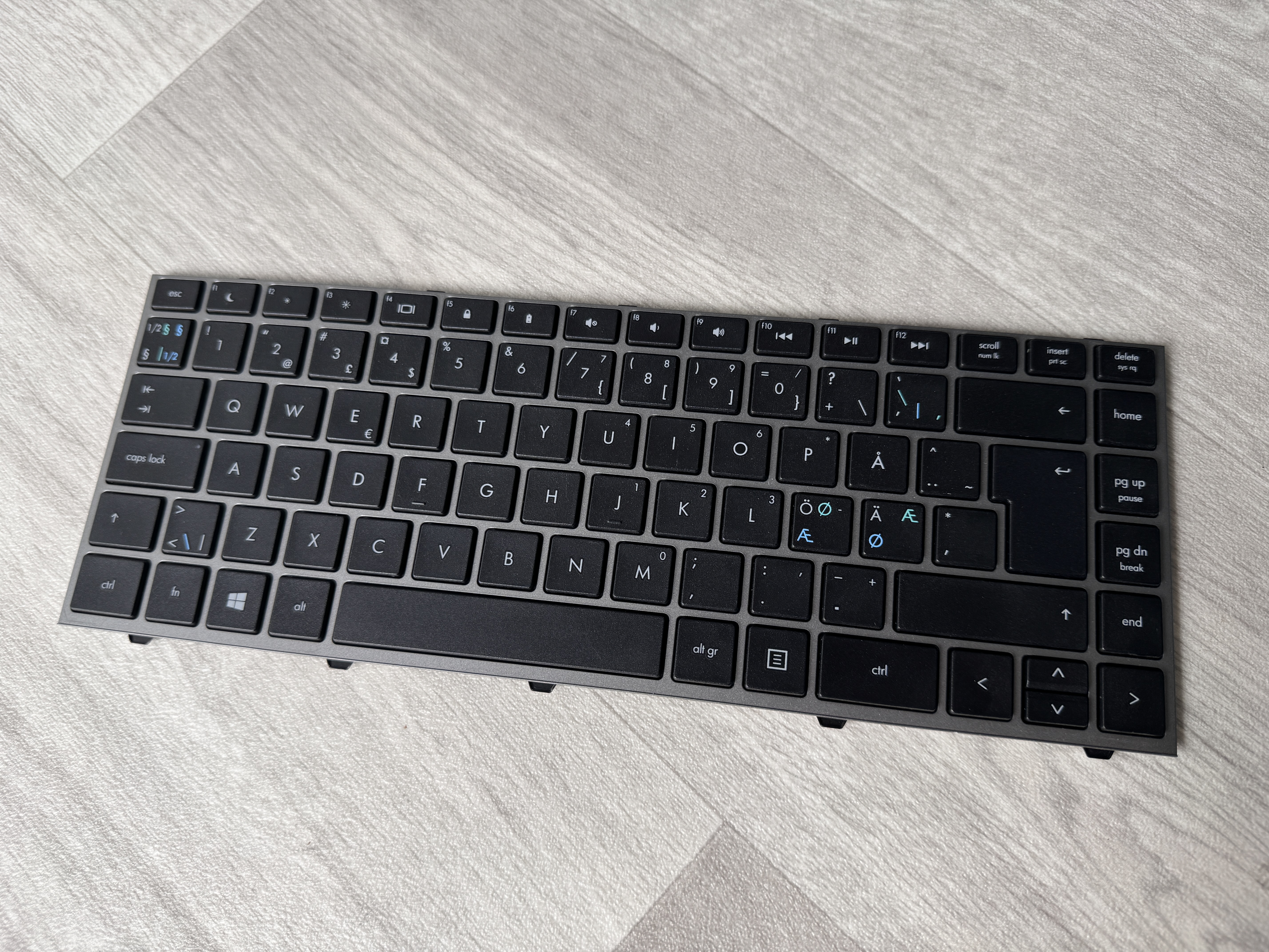 Original HP Tangentbord / Keyboard Probook 4340s 639396-DH1