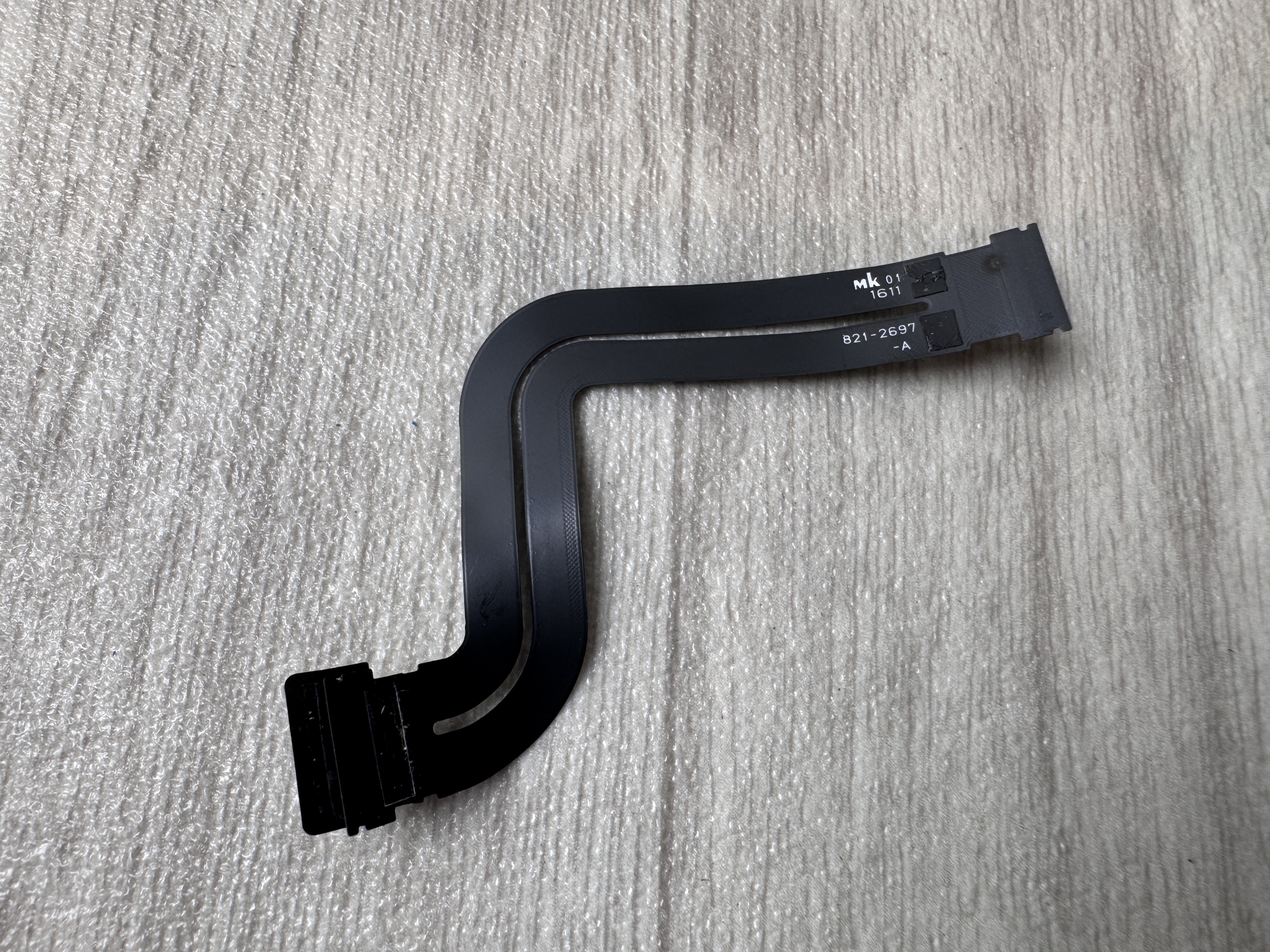 Apple A1534 Flexible Keyboard Flat Cable 821-2697-A Macbook  12" 2015 2016 2017