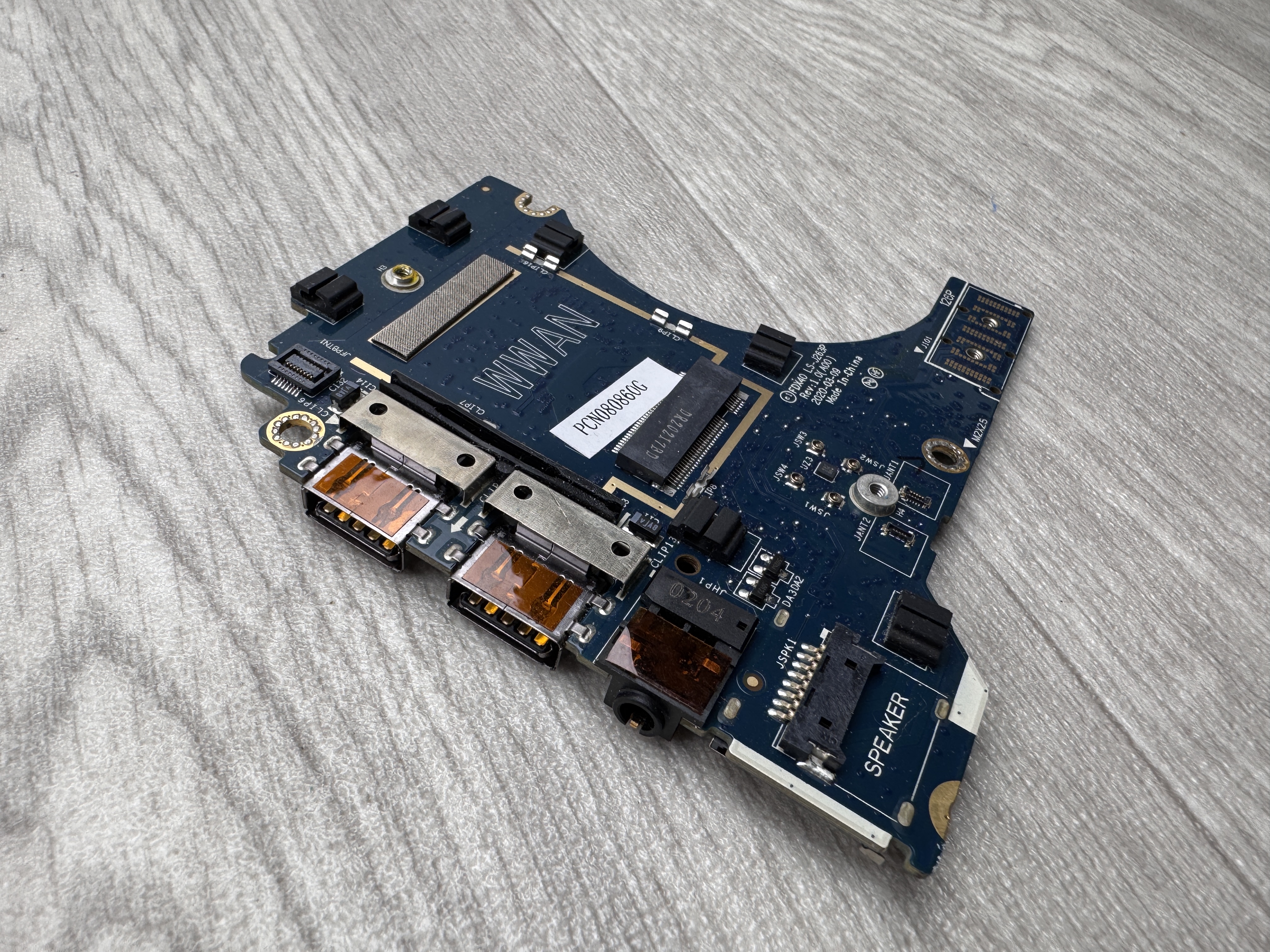 Dell LS-J263P USB/Audio Port IO Circuit Board ink. WWAN port för Dell Latitude 7410