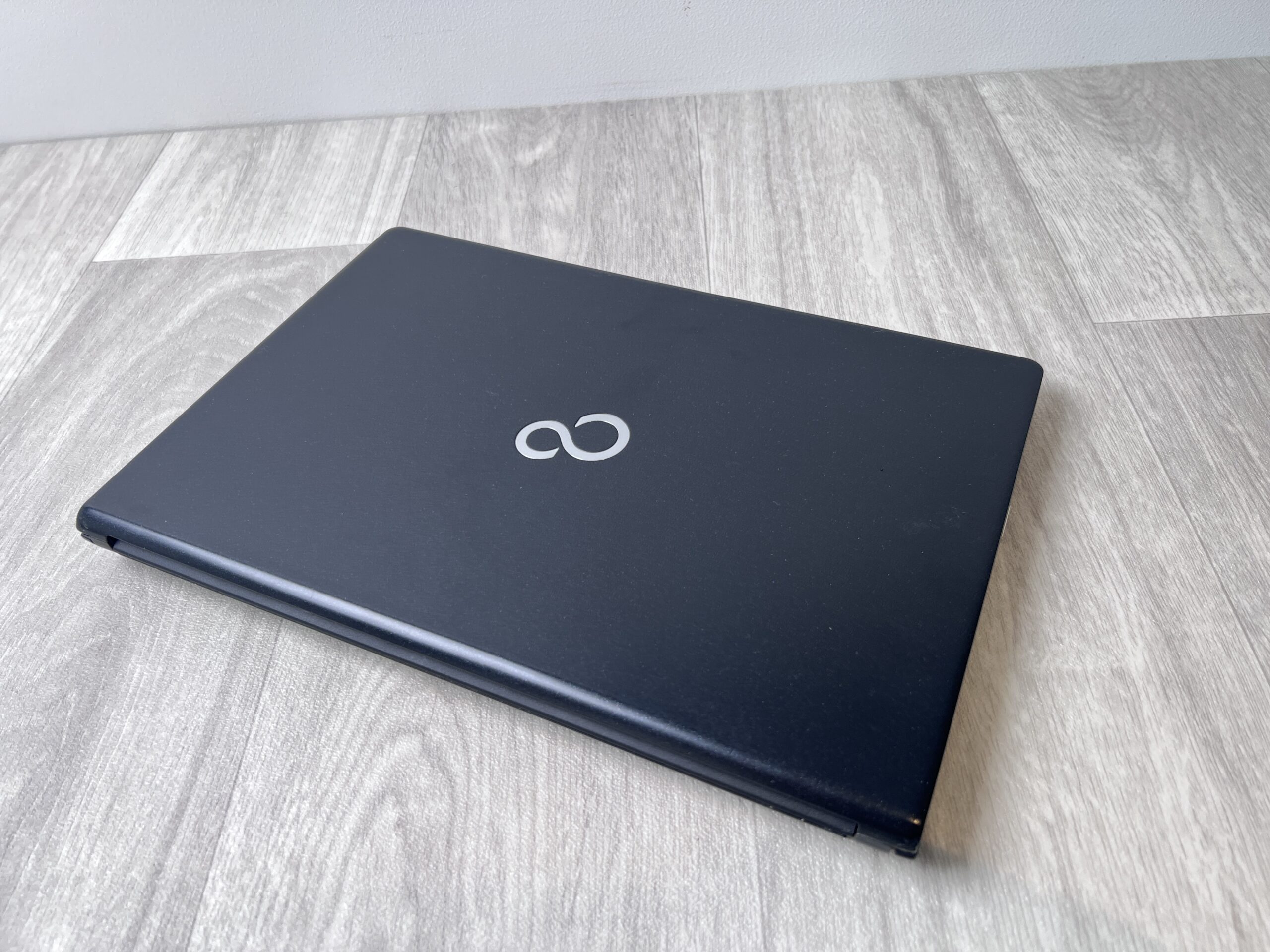FUJITSU LIFEBOOK S937/S Windows11 Core i5-7200U SSD256GB RAM8GB