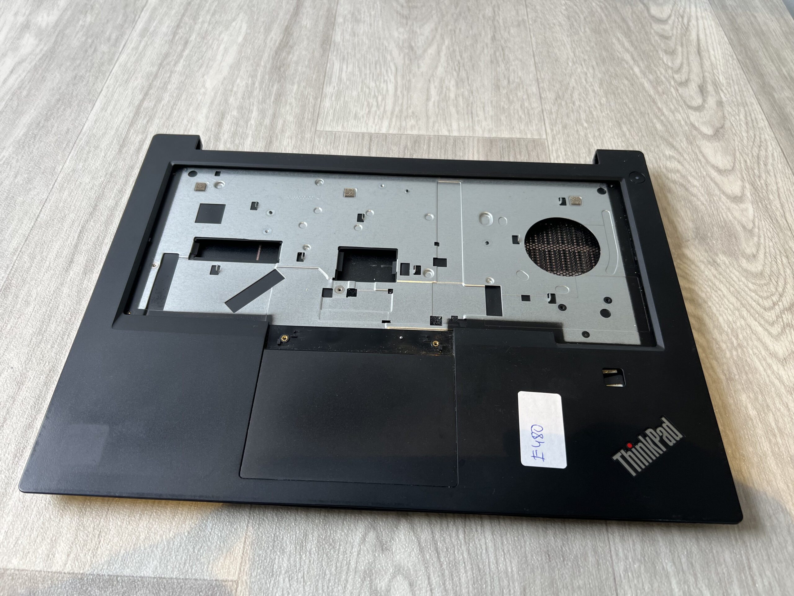 Original Chassi till Lenovo ThinkPad E480 Bottenplatta / Bottom Case + Palmrest