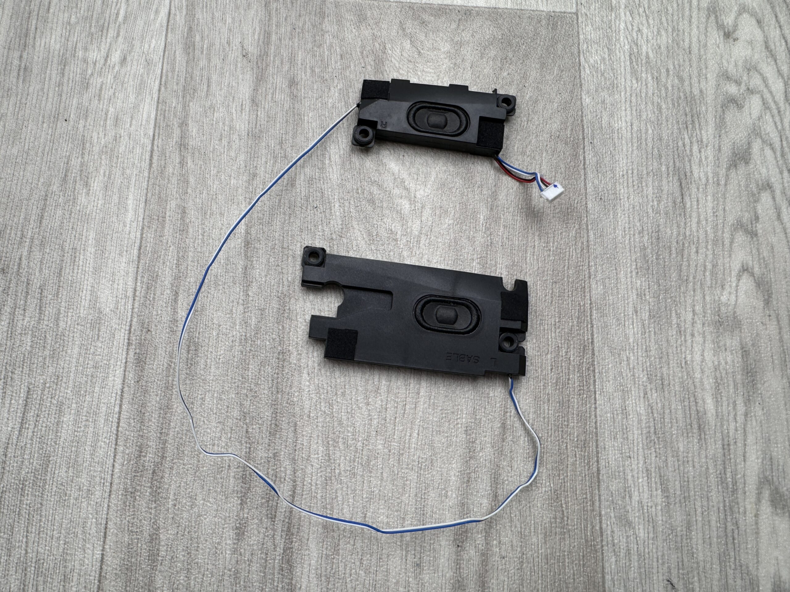 Original Lenovo Speaker / Högtalare T570 T580 P51s P52s 01YR477