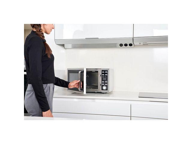 Mikrovågsugn BLACK+DECKER Digit.25L 900W