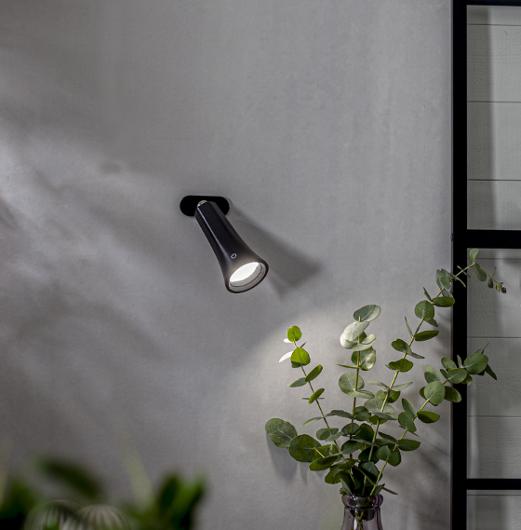 Lampa Functional LED 38cm svart