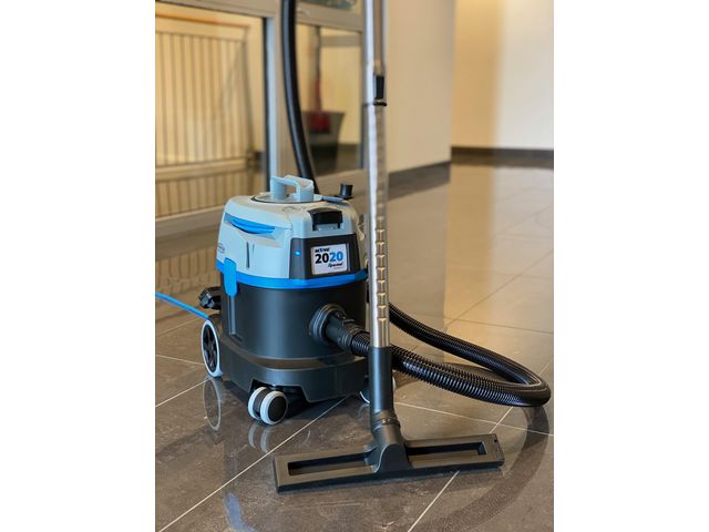Dammsugare Activa 2020 Rewind System
