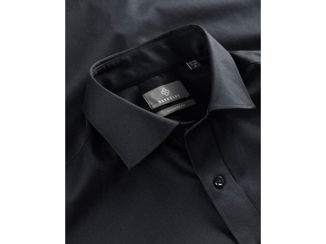 Skjorta BERKELEY Plainton tail svart