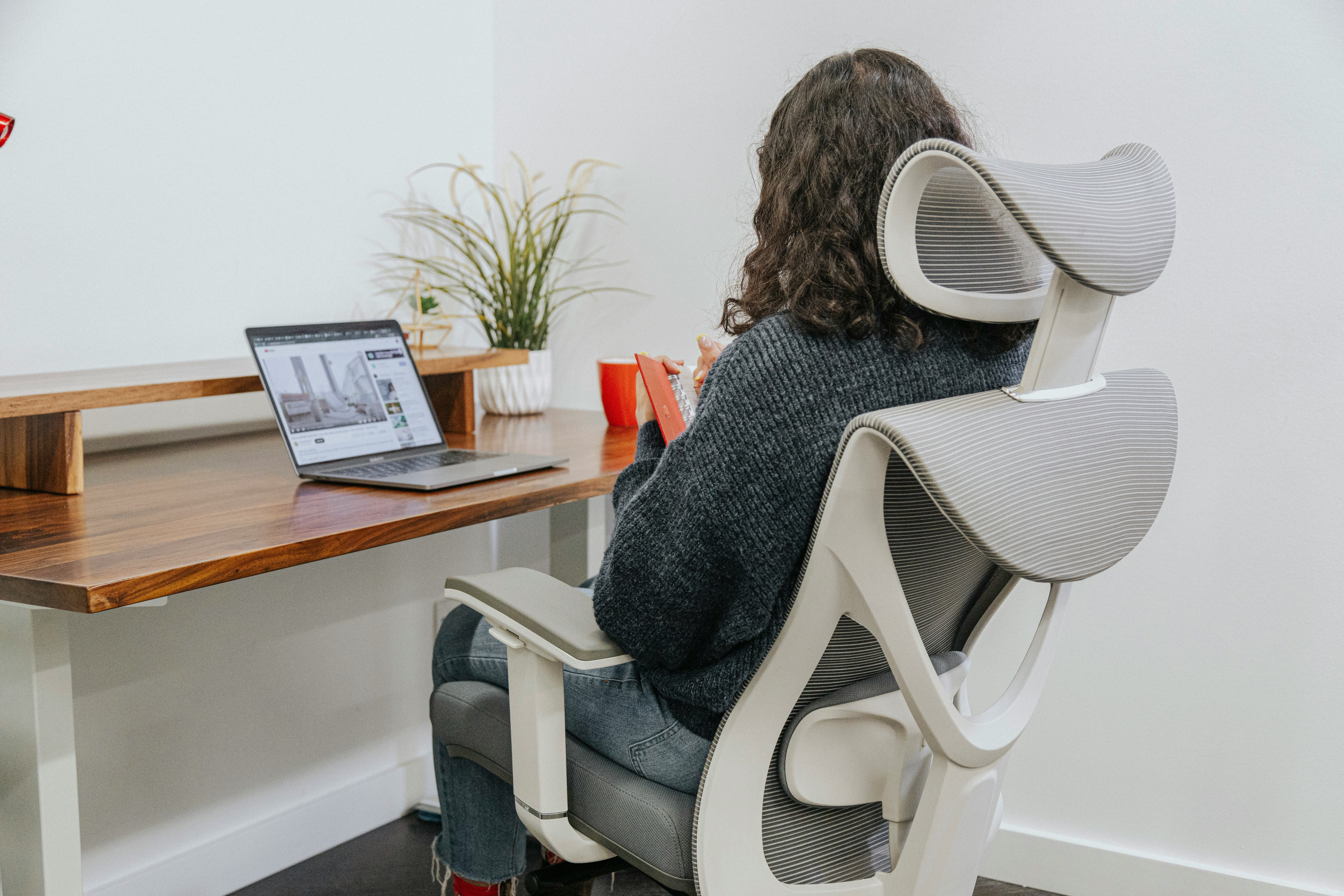 Ergonomi på hemmakontoret — vad behöver du?