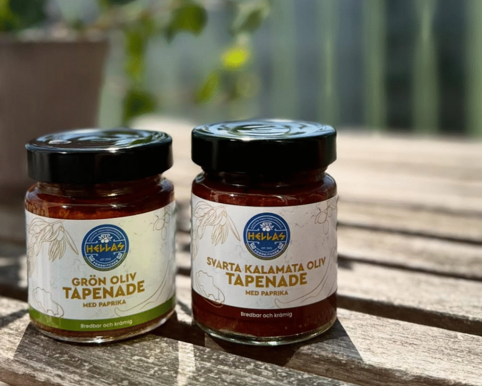 Röror & Meze Upptäck smaken av Grekland! Våra röror och dips görs på fetaost, oliver, örter och olivolja av högsta kvalitet. Perfekta till förrätt, mezetallrik eller att dela med vänner. Se produkter