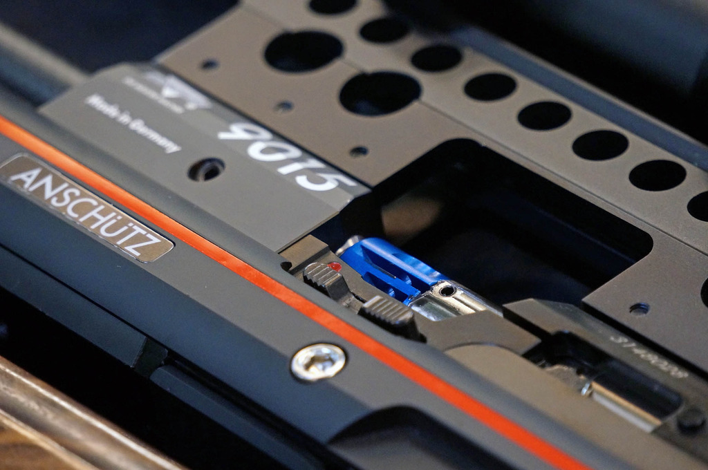 ANSCHÛTZ air rifle
