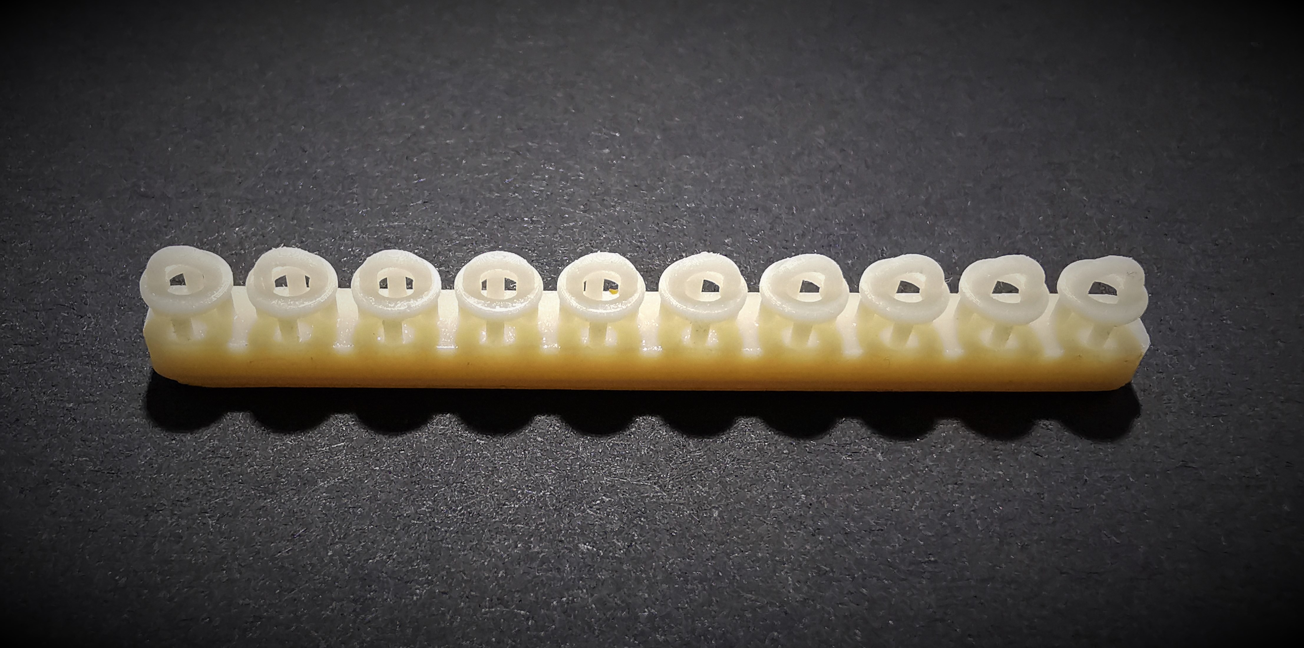 TIR Loops Round design 10-pcs