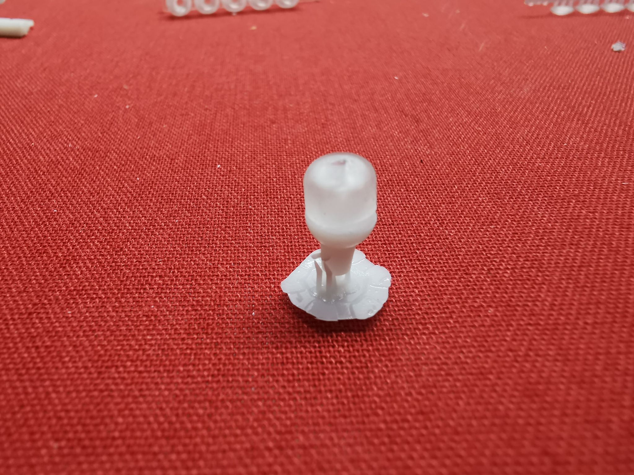 Warninglight with transparent glass to mount on a 2mm pipe (2-pack)