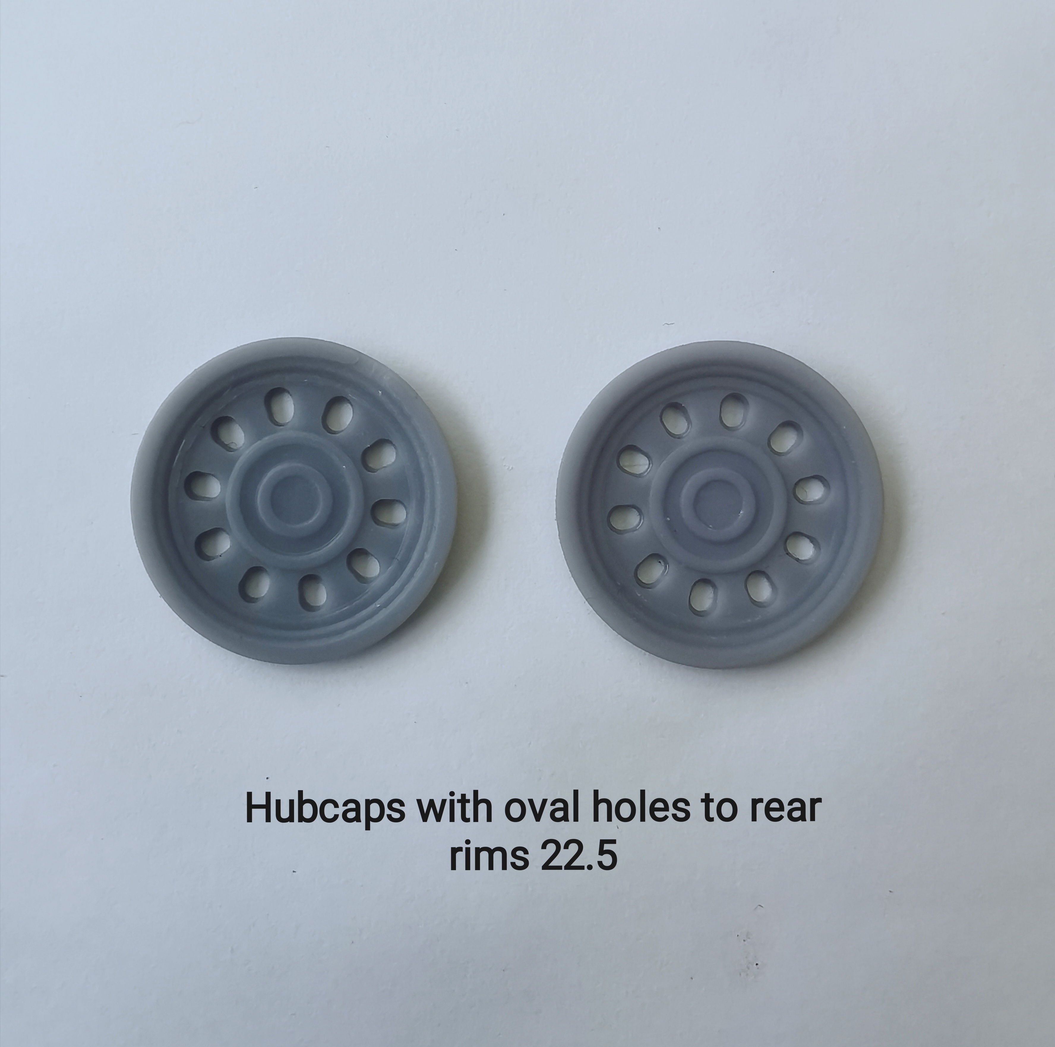 Hubcaps Drive axle oval holes  2pcs  1:24 resin