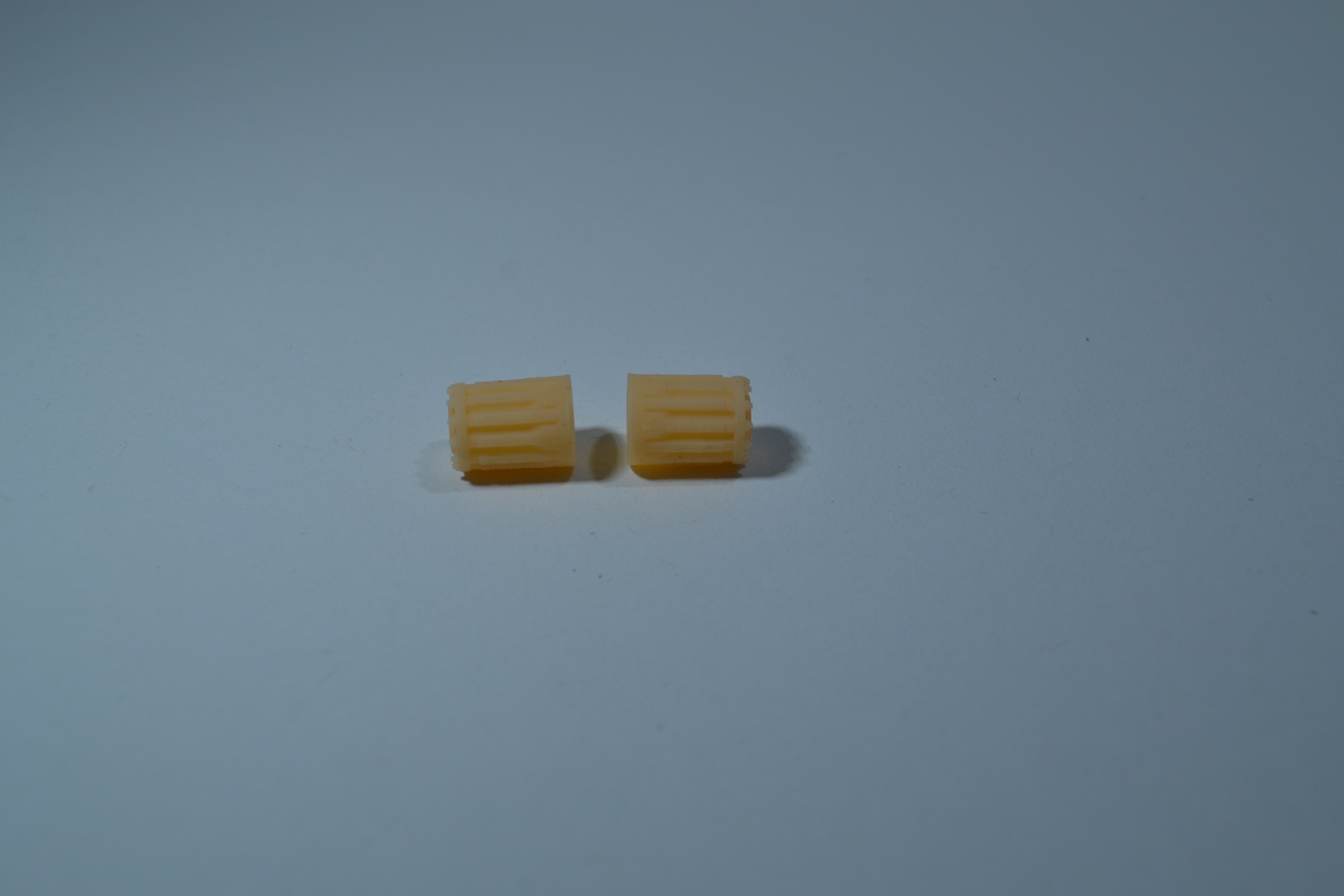 Volvo FH4 Hub Drive Axle Cap  (fits to Italeri original drive wheels) 2 pack - 2