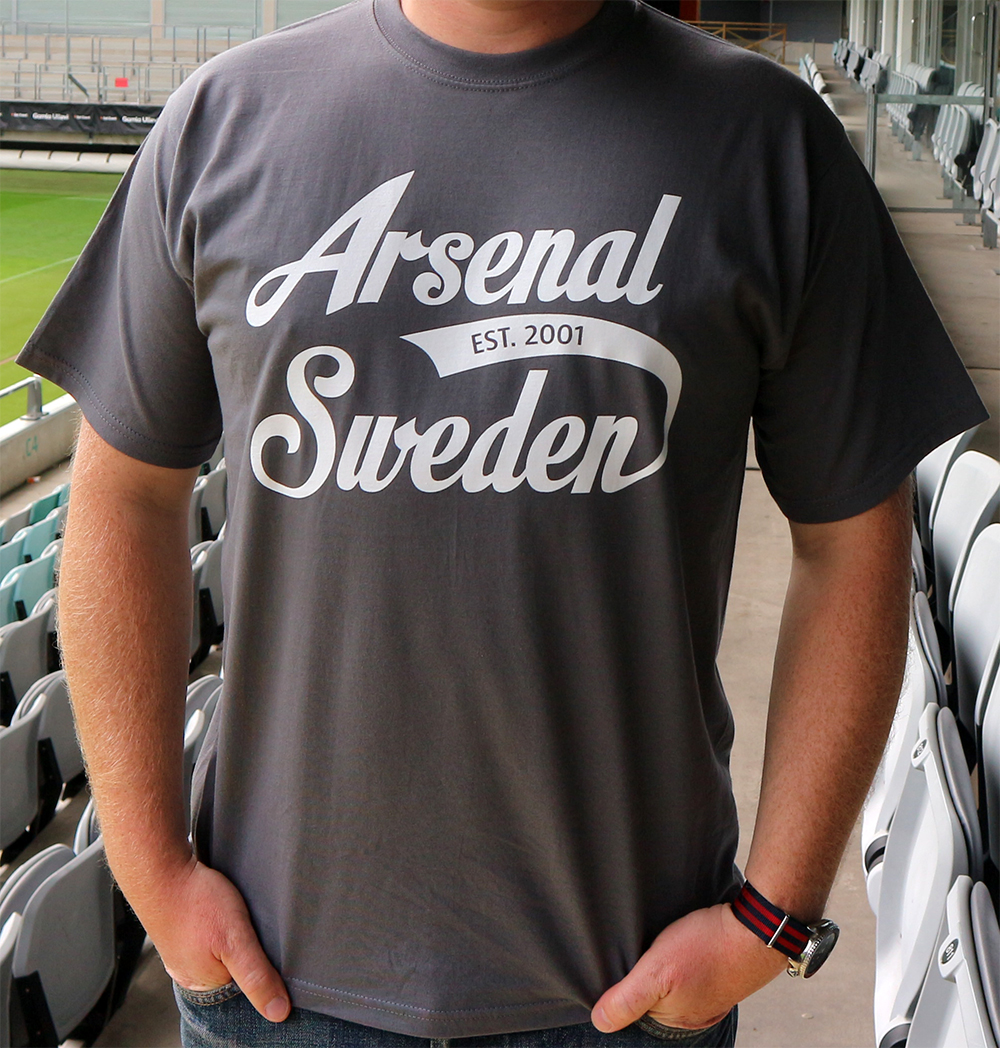 ARSENAL SWEDEN TEE EST 2001 - GRÅ