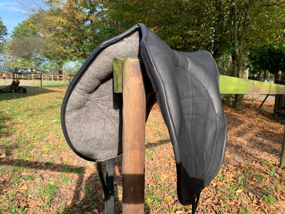 205. LaBona Dressage II Bareback pad  - 5
