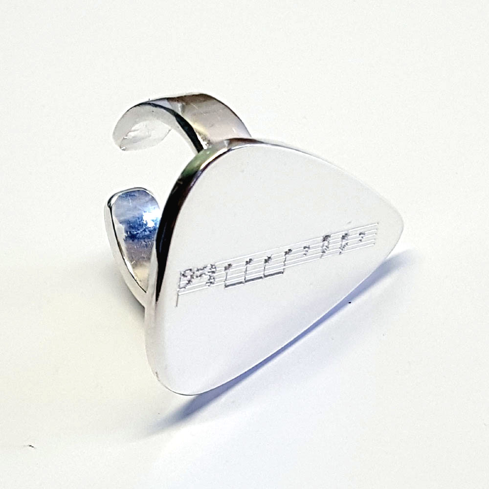 Open silverring with plectrum - 2