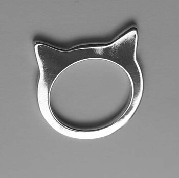 Silverring Kitty