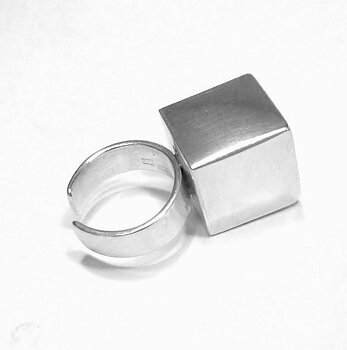 Silverring "box"