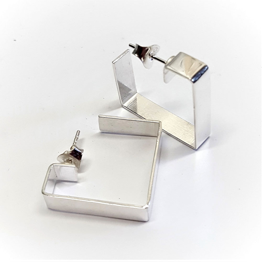 Earrings square