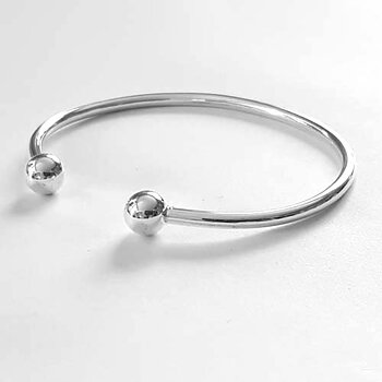 Ball bracelet