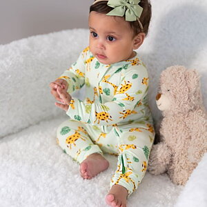 BABY- OCH BARNKLÄDER