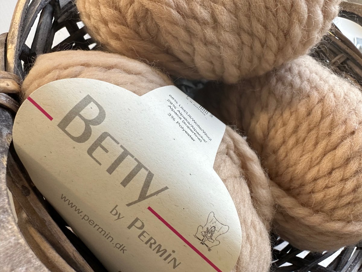 Betty by Permin