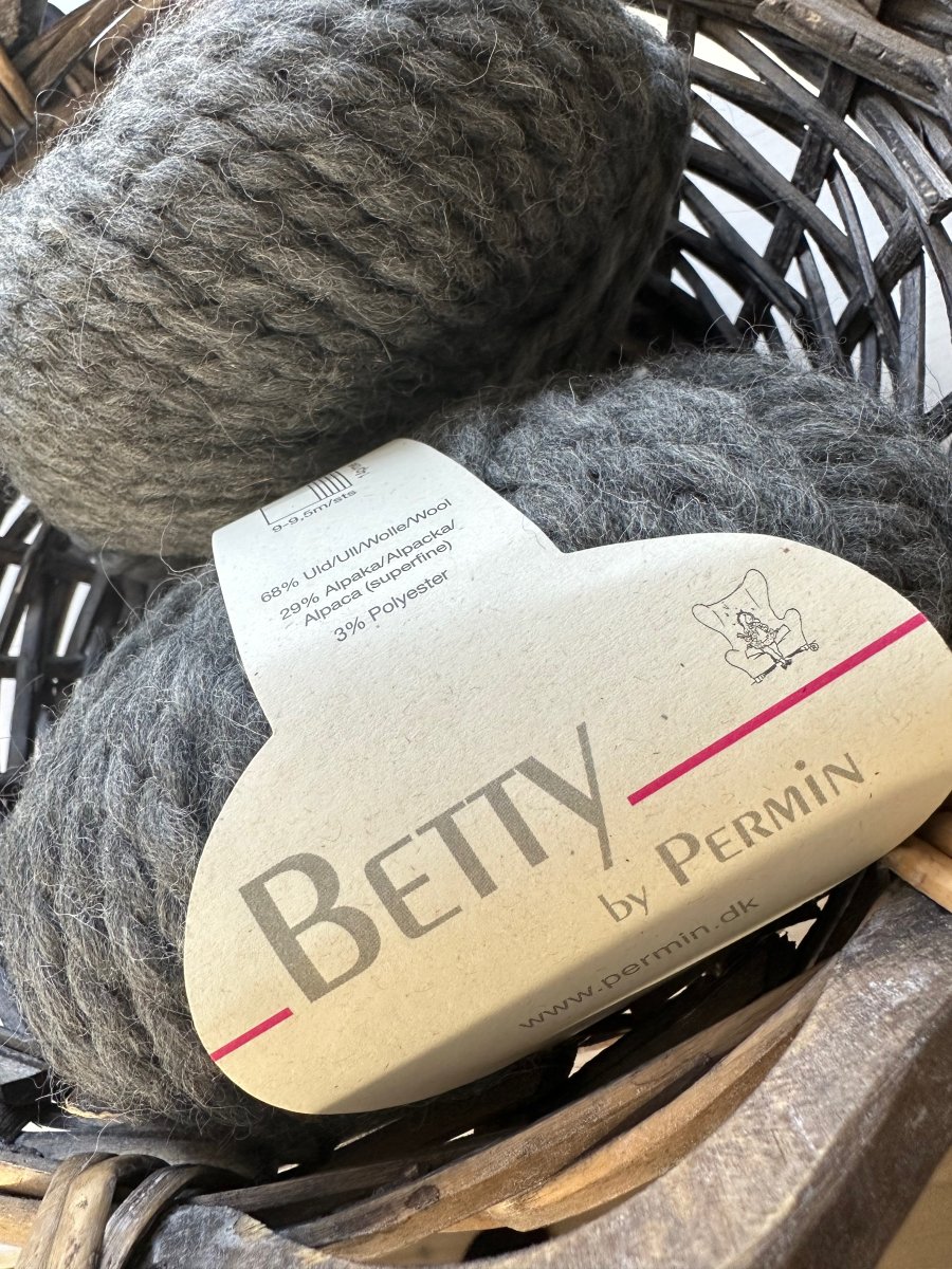 Betty by Permin