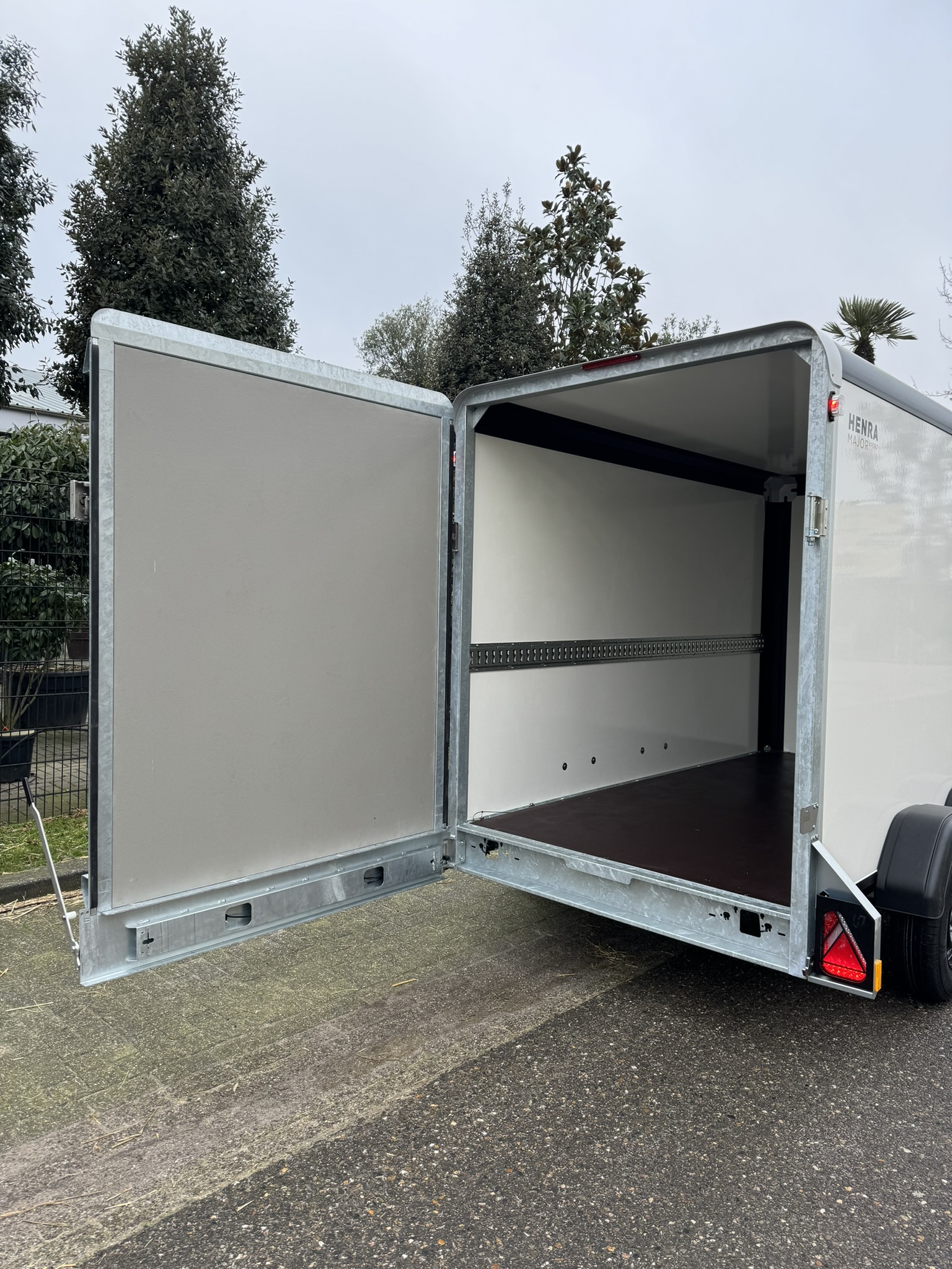 Henra - skåp - kombinerad ramp / dörr ::  BREDD 158 cm - 5